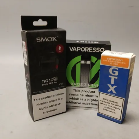 APPROXIMATELY 20 VAPES, E-CIGARETTES & ACCESSORIES TO INCLUDE VAPORESSO XROS 3 MINI, SMOK NORD EMPTY RPM POD, VAPORESSO GTX COILS, ETC