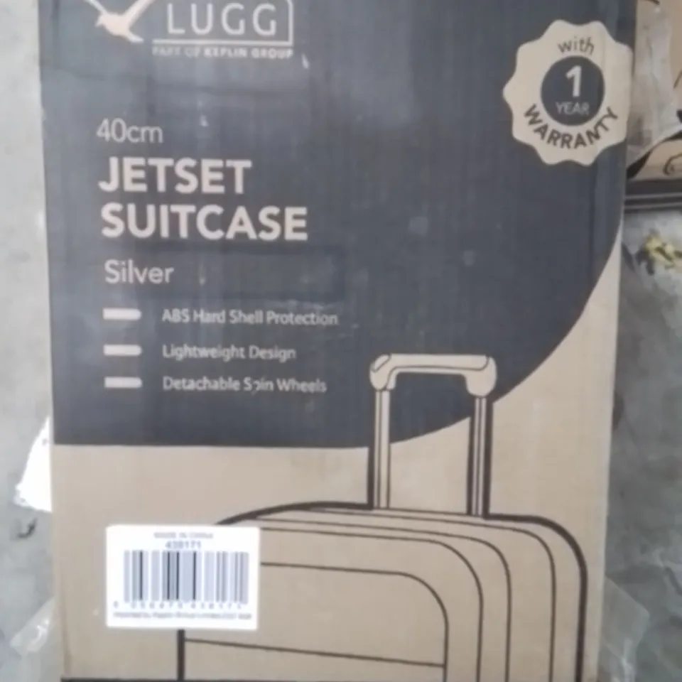 BOXED LUGG JETSET SUITCASE