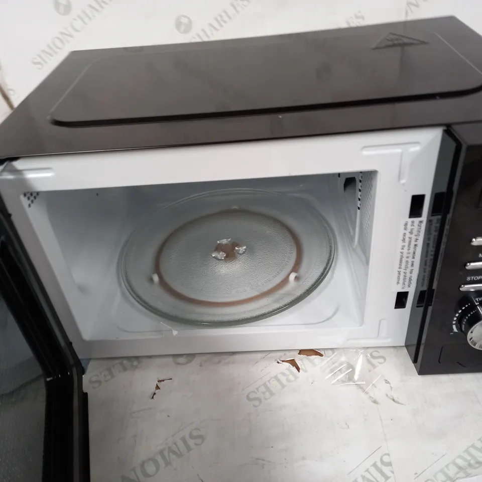 SWAN 20L 700W MANUAL MICROWAVE RRP £64