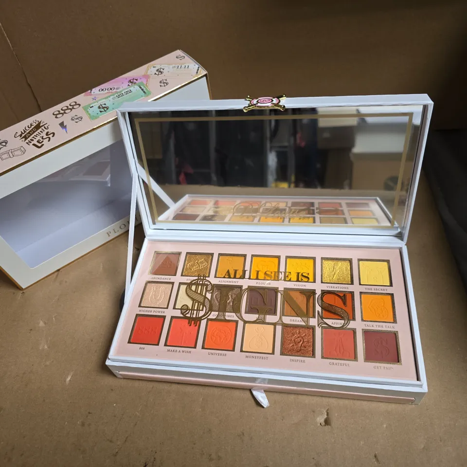 PLOUISE ALL I SEE IS SIGNS PALETTE FOR FACE AND EYES
