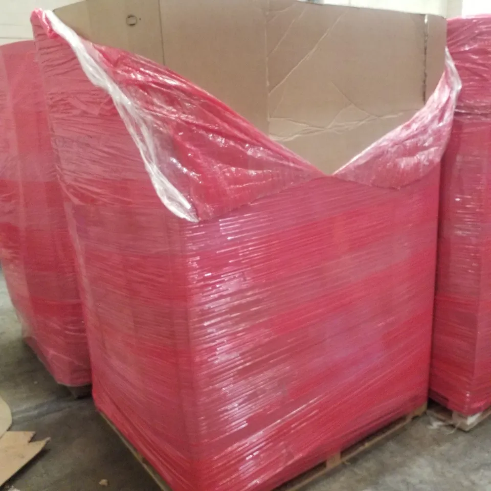 PALLET CONTAINING ASSORTED PRODUCTS INCLUDING PLAYPEN, NON-STICK COOKWARE SET, TOILET SEAT & POP UP TENT