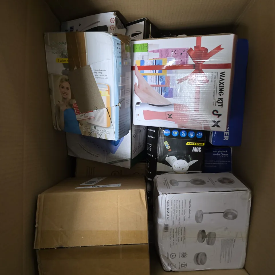 APPROXIMATELY 15 ASSORTED ELECTRICAL PRODUCTS TO INCLUDE WAXING KIT, DVD PLAYER, DESK FAN ETC 