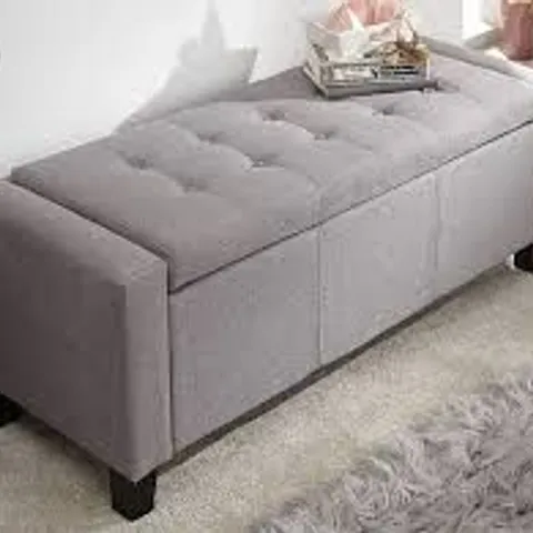 BOXED GFW VERONA GREY OTTOMAN STORAGE BENCH (1 BOX)