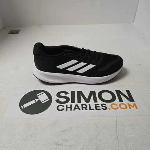 UNBOXED PAIR OF ADIDAS RUN FALCON 5 TRAINERS IN BLACK - UK 10.5