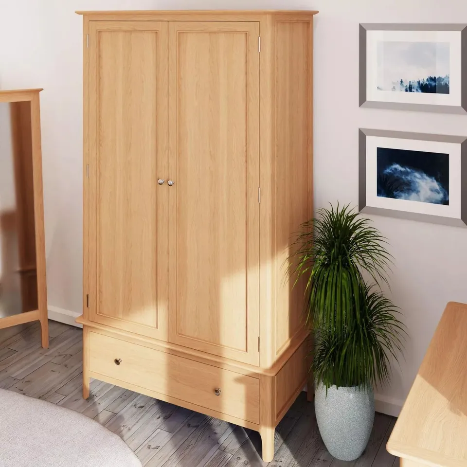 BOXED NATLAND 2 DOOR 1 DRAWER SOLID OAK WARDROBE UNIT (2 BOXES)