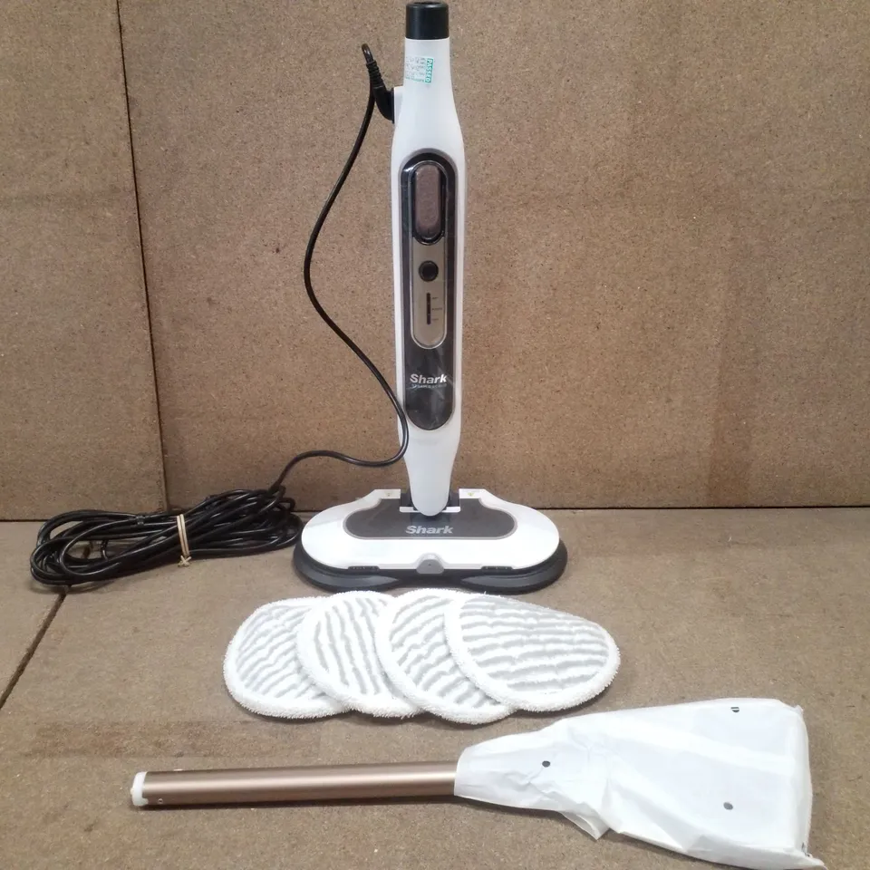 BOXED SHARK STEAM & SCRUB + STEAM BLASTER TECHNOLOGY 