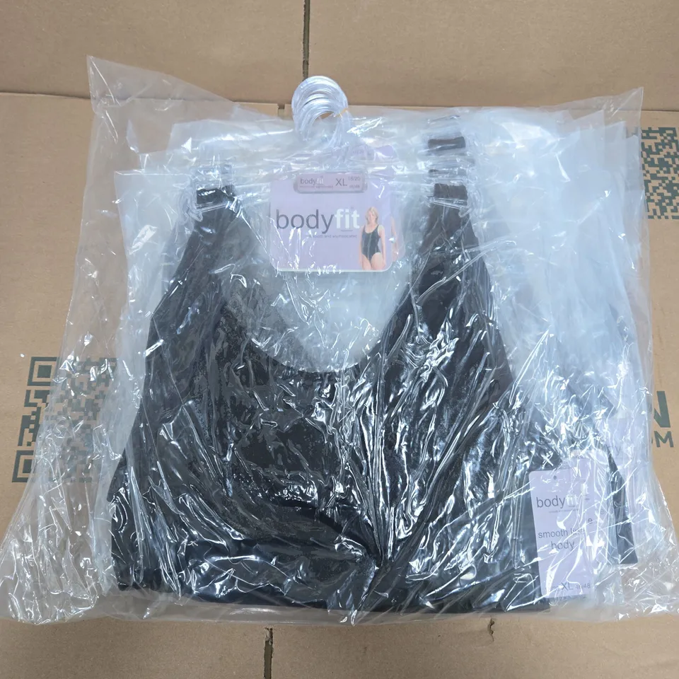 APPROXIMATELY 40 ASSORTED BODYFIT BODYSUIT IN BLACK - XL