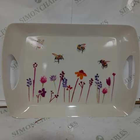 SET OF APPROX 4 DINNER PLATE TRAYS