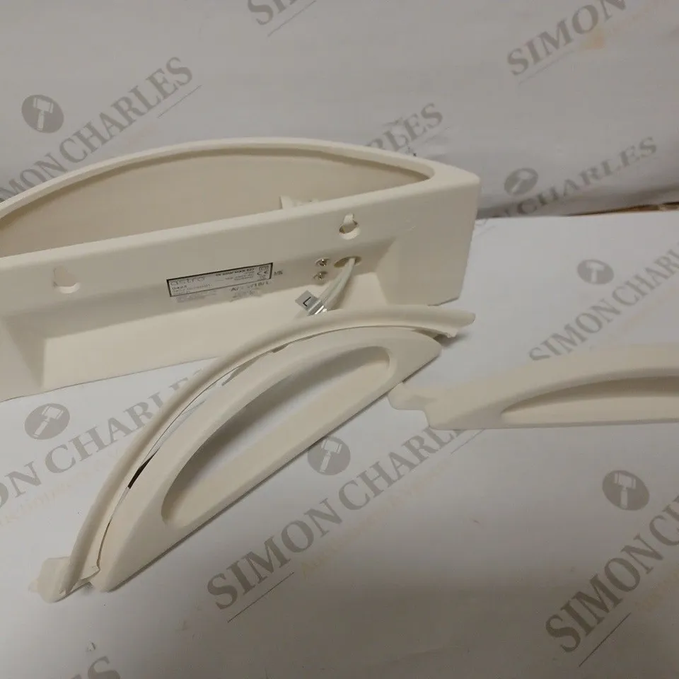 ASTRO AMALFI 315 CERAMIC WALL LIGHT 