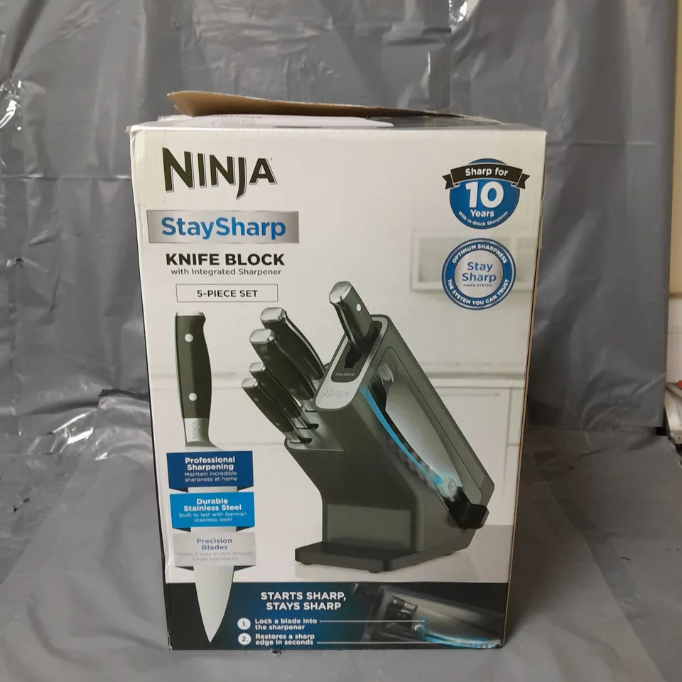 NINJA STAY SHARP KNIFE BLOCK WITH INTEGRATED SHARPENER - COLLECTION ONLY