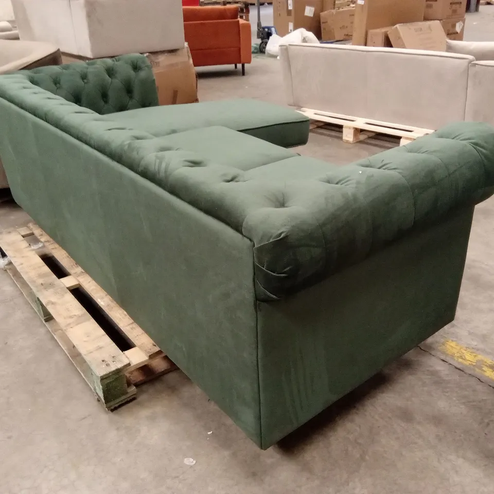 HAMPTON CHESTERFIELD L-SHAPE CORNER SOFA, MOSS GREEN CLASSIC VELVET 