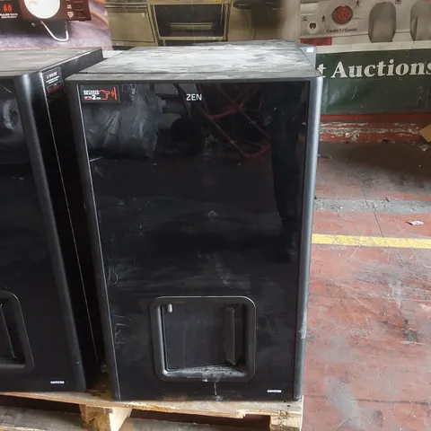 AZKOYEN VITRO S5 COMMERCIAL COFFEE MACHINE