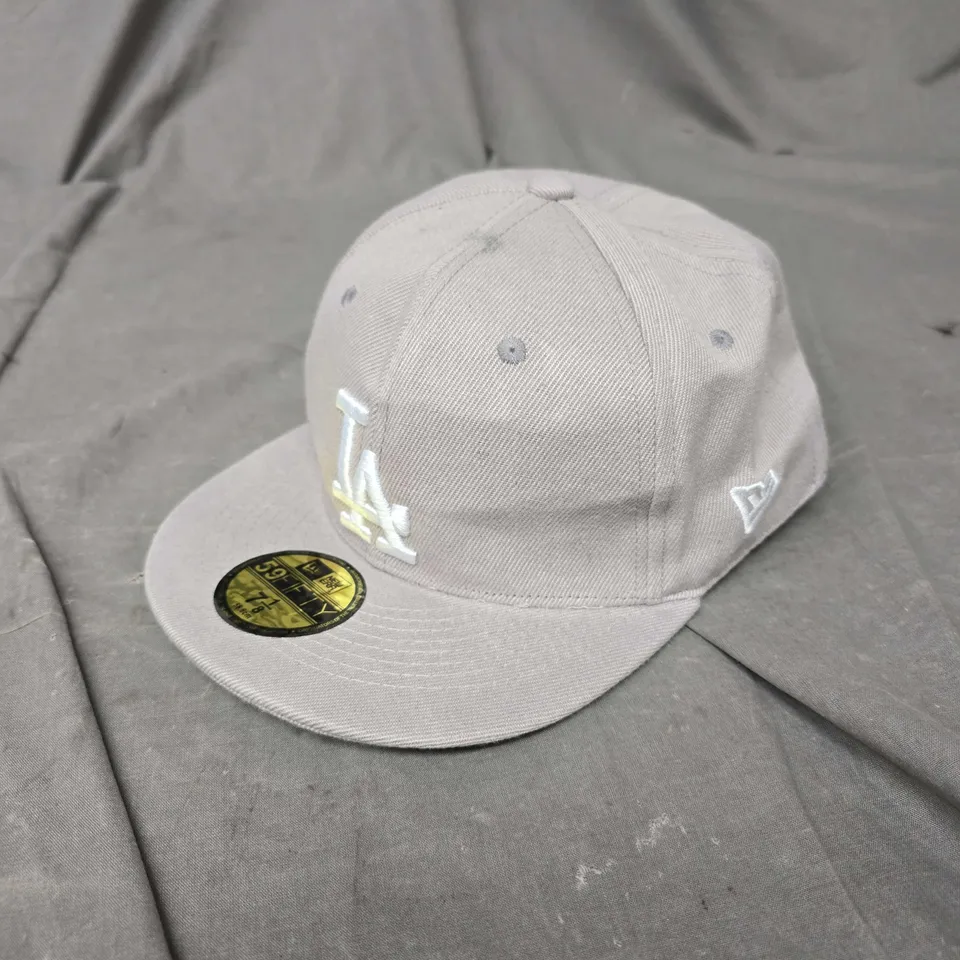 NEW ERA LA DODGERS CAP - 56.8CM