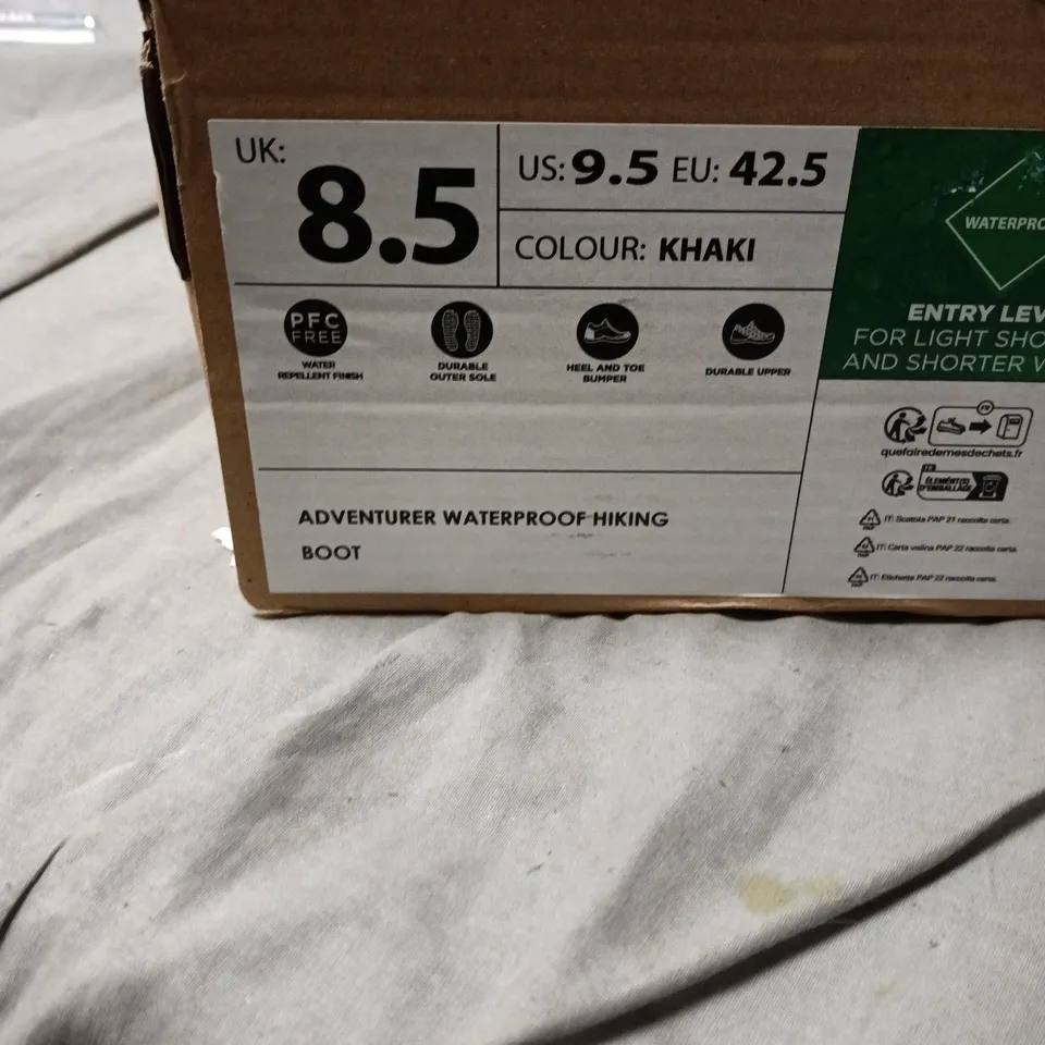 UK 8.5 Mountain Warehouse Adventurer Waterproof Hiking Boots – Khaki (Boxed)