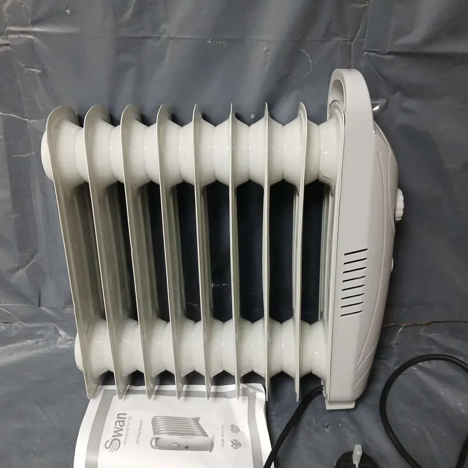 SWAN 9-FIN MINI OIL HEATER