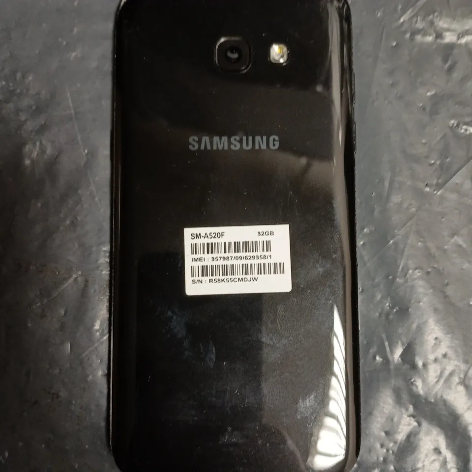 SAMSUNG GALAXY A5 (SM-A520F) MOBILE SMARTPHONE