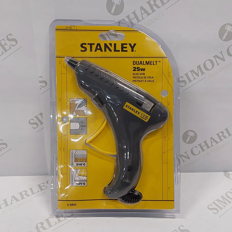BRAND NEW STANLEY GLUE GUN 