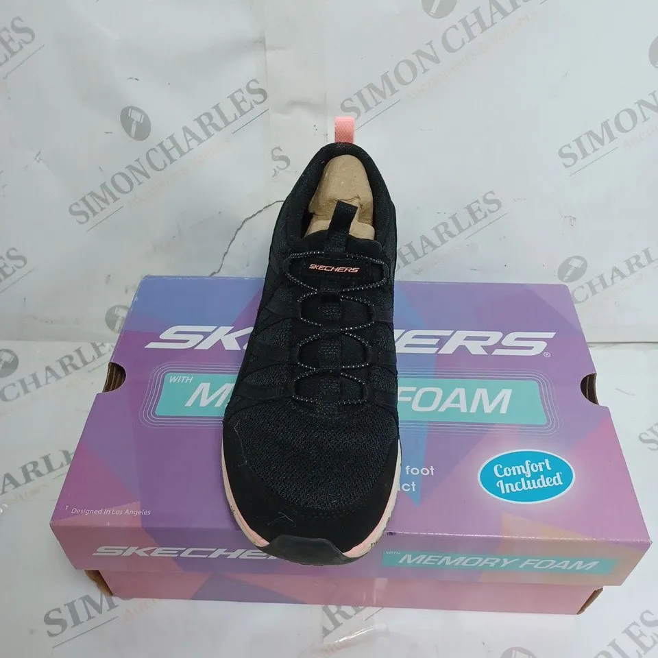 SKETCHERS GRATIS TRAINERS BLACK SIZE 5.5