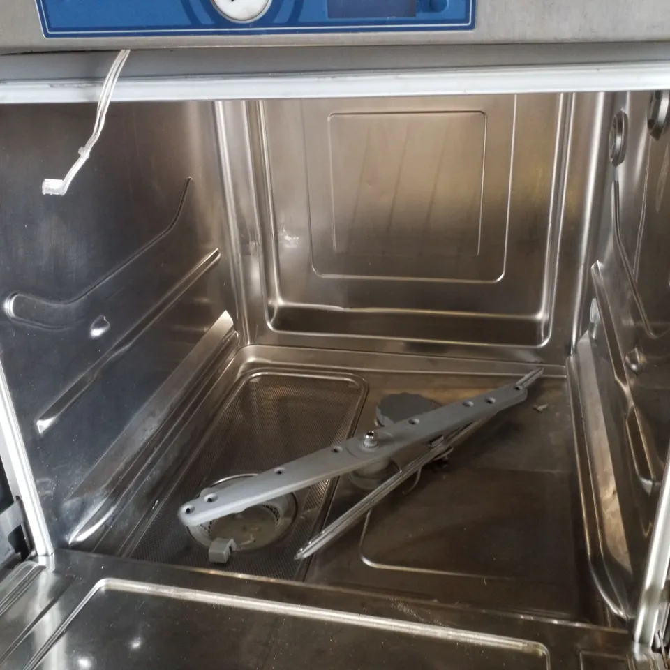 HOBART FXLS- 10 UNDERCOUNTER DISHWASHER