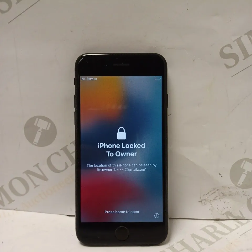 APPLE IPHONE 7 IN BLACK
