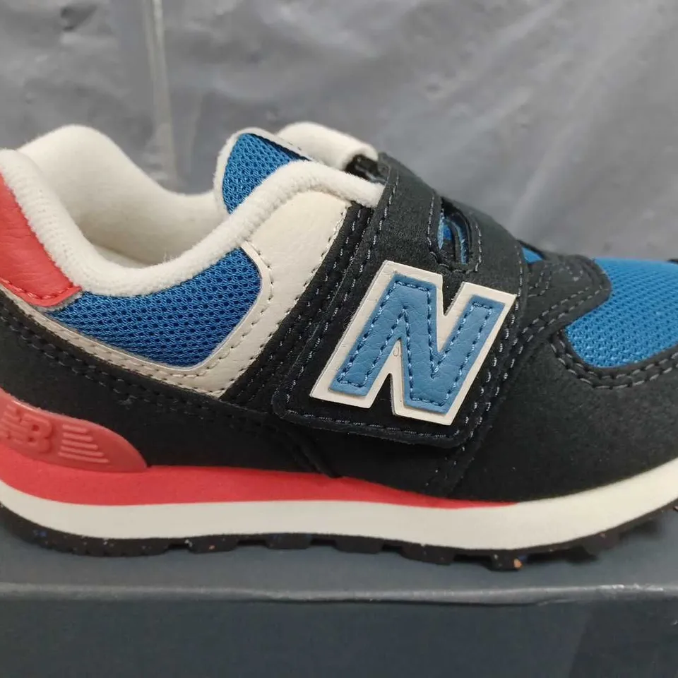 NEW BALANCE BOYS 574 TRAINERS IN BLUE MULTI - UK 10