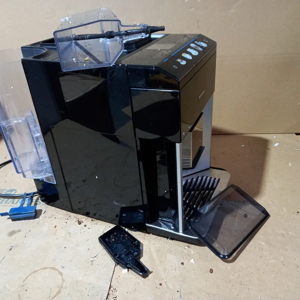 SIEMENS EQ.500 ESPRESSO MACHINE
