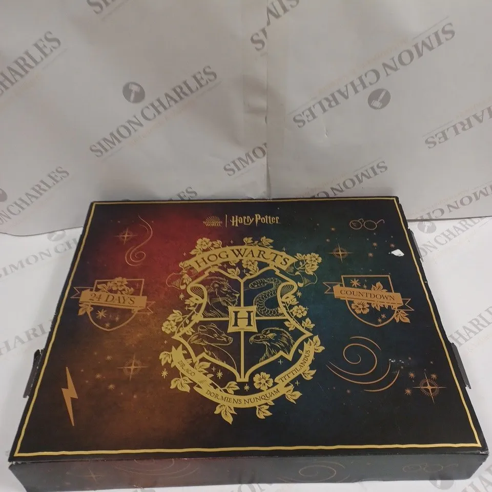 BOXED HARRY POTTER HOGWARTS BEAUTY ADVENT CALENDAR 