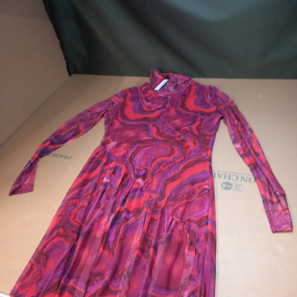MARBLE PRINT MESH ASYMMETRIC SEAM MIDI DRESS SIZE 14
