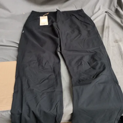 CRAGHOPPERS EXPERT MENS BLACK HIKING TROUSERS – UK 34 (EU 50)