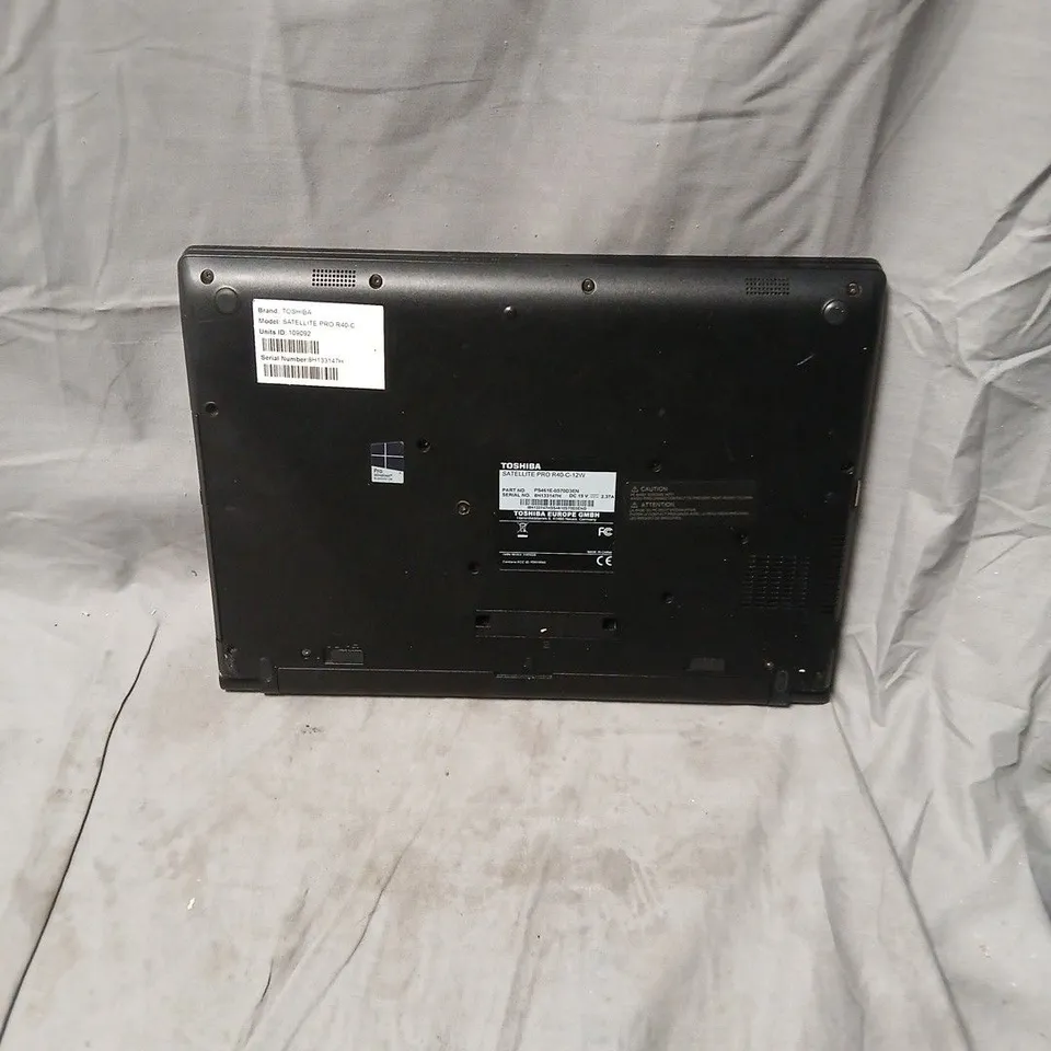 TOSHIBA SATELLITE PRO R40-C LAPTOP