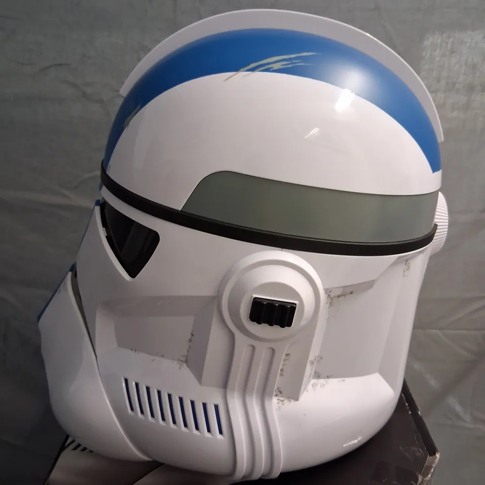 BOXED STAR WARS THE BLACKSERIES CLONE TROOPER 501ST LEGION PREMIUM ELECTRONIC HELMET