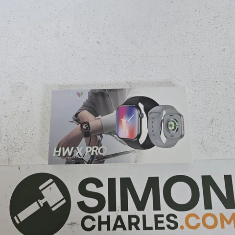 HWX PRO SMARTWATCH WITH WRISTBAND AND CHARGING CABLE