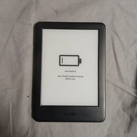 AMAZON KINDLE E-READER - J9G29R