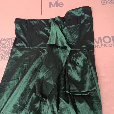 COLLECTIVE THE LABEL CURVE EMERALD GREEN SATIN DRESS 