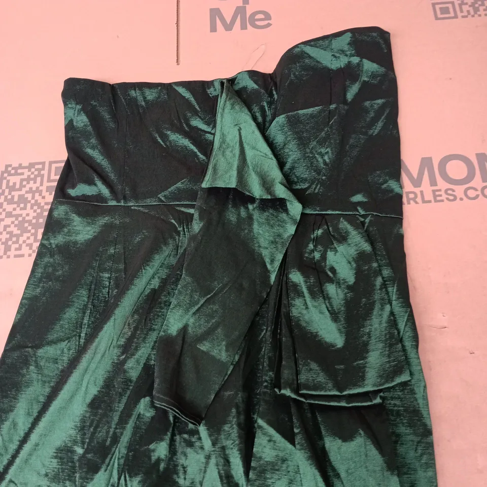 COLLECTIVE THE LABEL CURVE EMERALD GREEN SATIN DRESS