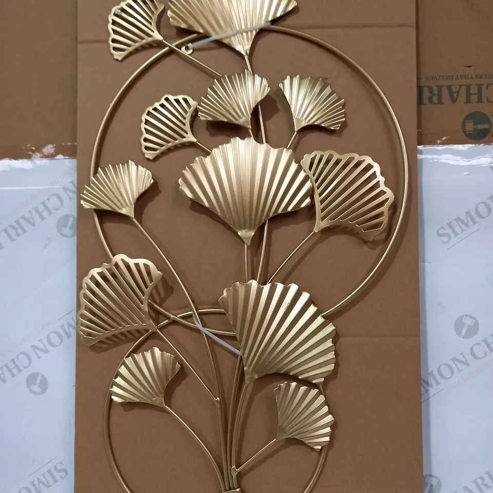 DESIGNER SHELL WALL DECORATION ART IN GOLD EFFECT