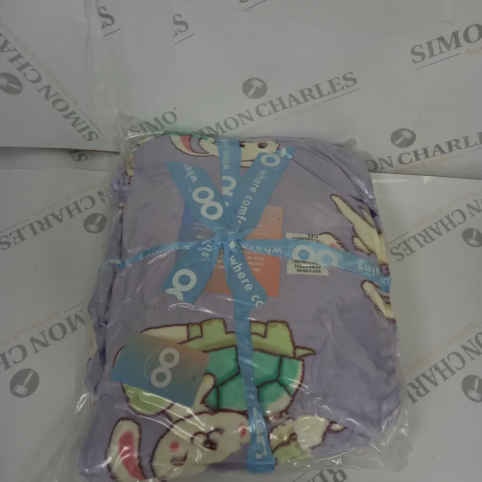 OODIE OVERSIZED WEARABLE BLANKET