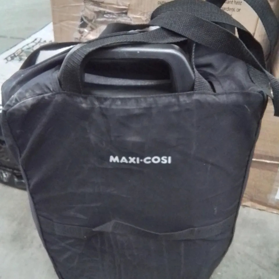 MAXI-COSI CHILDREN'S BOOSTER SEAT 