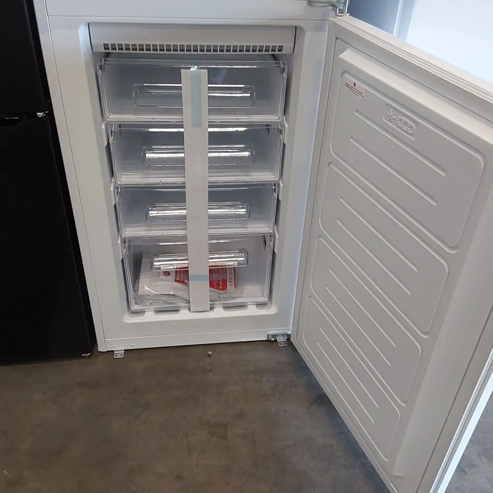 HOOVER HOB50N518FVK FRIDGE-FREEZER BUILT-IN 228 L F WHITE - UNPROCESSED RAW RETURN