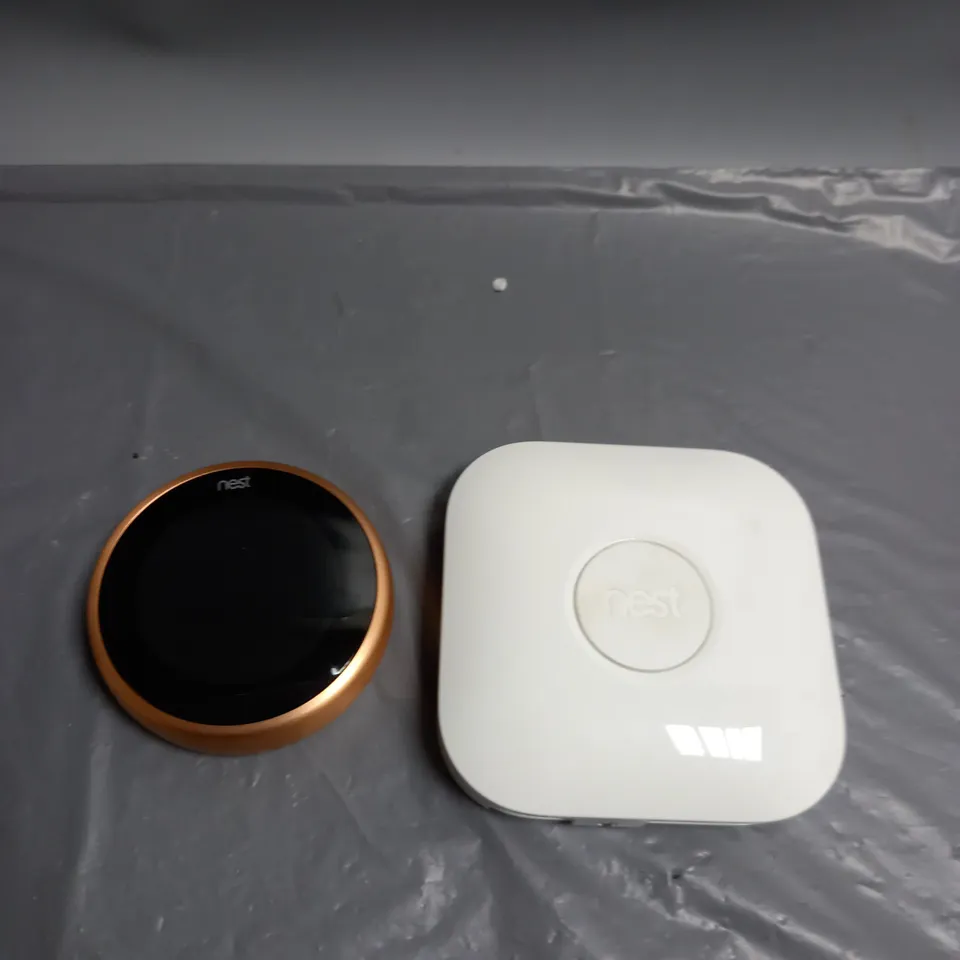 BOXED NEST LEARNING THERMOSTAT