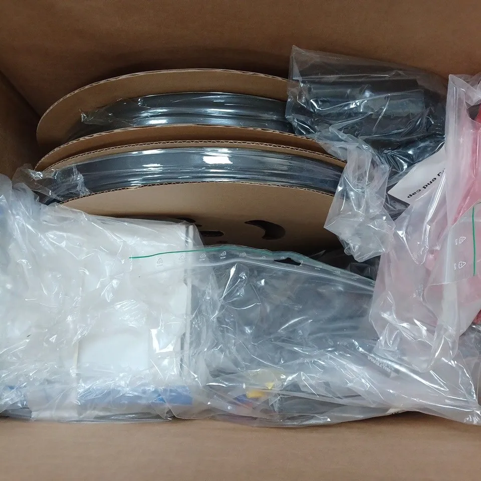 BOX OF ASSORTED ELECTRONIC ITEMS TOO INCLUDE HEAT WIRES , SHRINK CONNECTORS AND FLATTENED TUBBING 