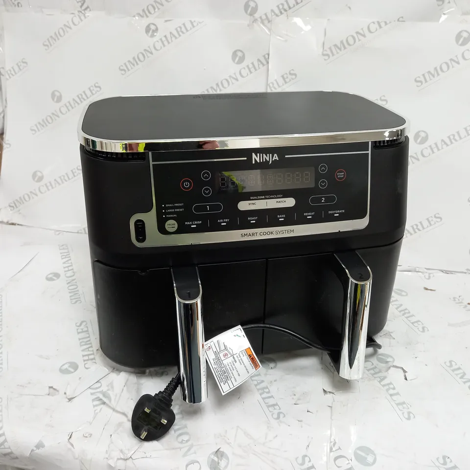 BOXED NINJA FOODI MAX DUAL ZONE 9.5L AIR FRYER AF451UK