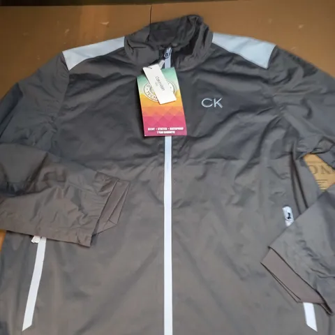 CALVIN KLEIN ZIPPED GOLF JACKET SIZE XL