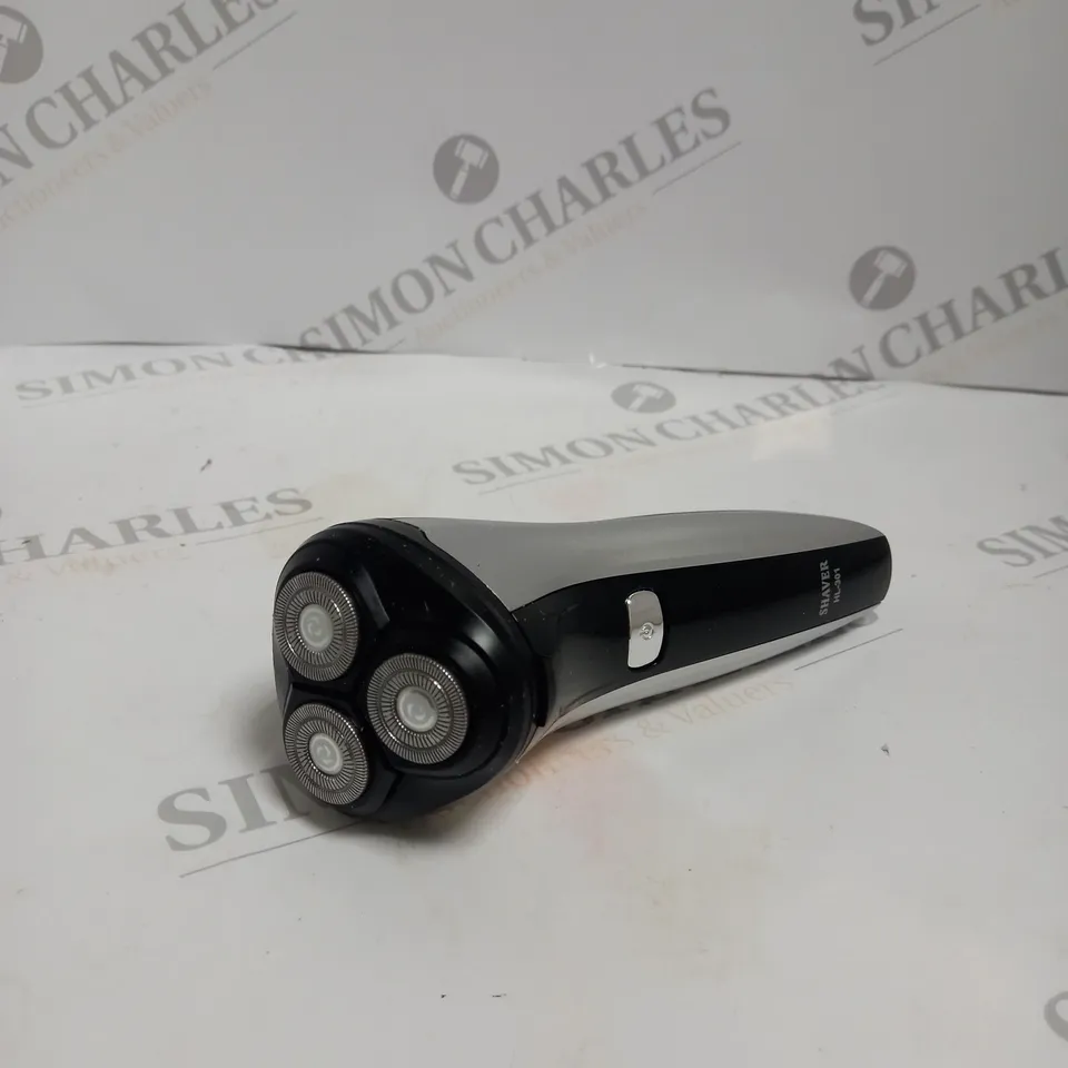 BOXED ELECTRIC SHAVER WITH CONTOUR DETECT TECHNOLOGY. 