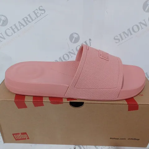 FITFLOP IQUSHION SLIDES SIZE 7