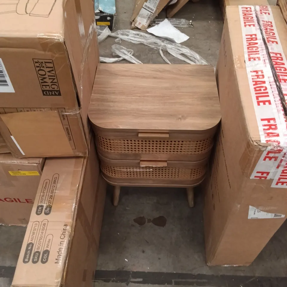 UNBOXED BEDSIDE TABLE