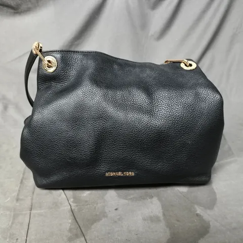 MICHAEL KORS BLACK PEBBLED LEATHER SHOULDER BAG
