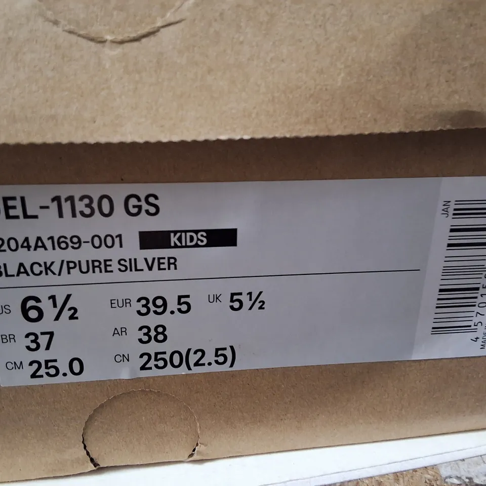 ASICS GEL-1130 GS KIDS RUNNING SHOES – BLACK/PURE SILVER, UK 5.5 (US 6.5)