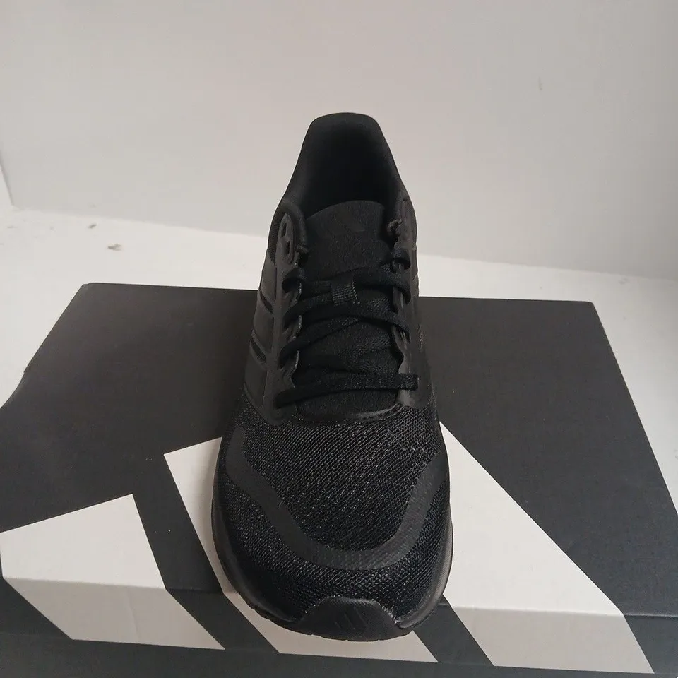 BOXED PAIR OF ADIDAS RUNFALCON 5J RUNNING SHOES – BLACK, UK 5