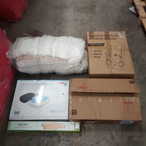 PALLET OF ASSORTED ITEMS INCLUDING: PILATES AUTOMATIC REBOUND BOARD, PIANO BENCH, BAMBOO DRAWER DIVIDERS, LARGE RUG, SEAT CUSHION ECT